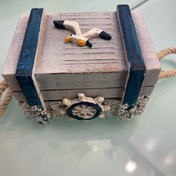 Handmade Keepsake / Jewelry Box - Picture 2 of 13